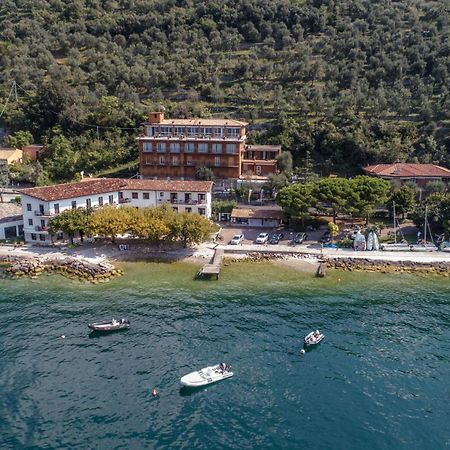 Hotel Nike Brenzone sul Garda Exterior photo